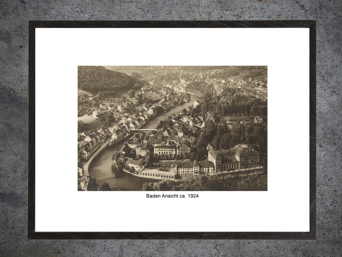 Baden ca. 1924 – Historische Luftaufnahme der Stadt – Gerahmter Print